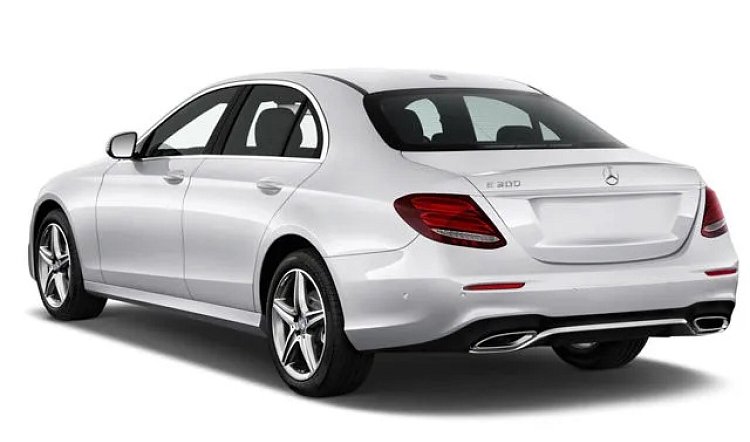 Mercedes E-Class вид сзади в Тбилиси