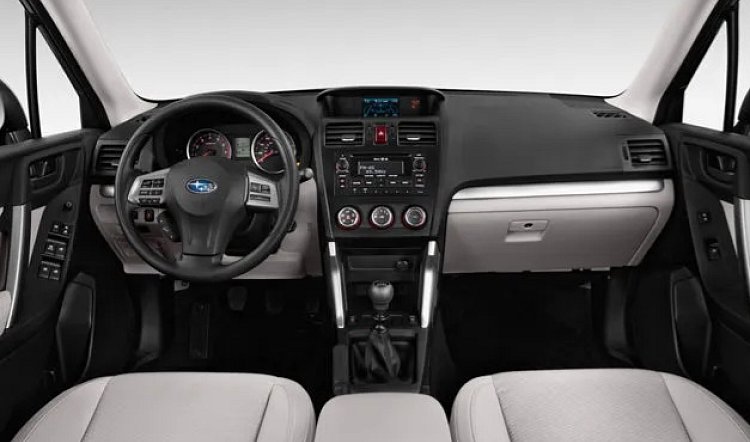 Интерьер Subaru Forester